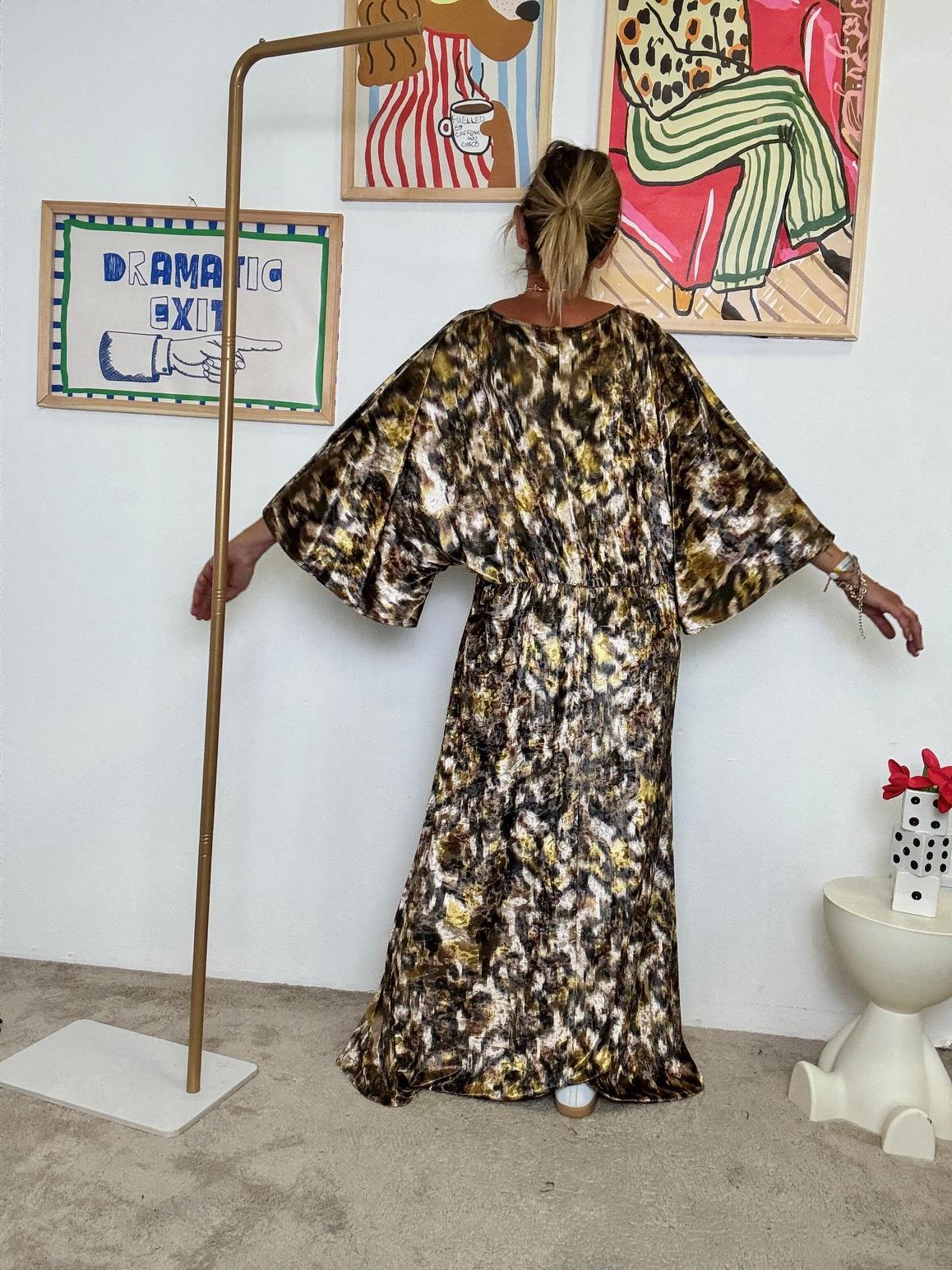 DEJA VU - Abito lungo fantasia  vestito scenografico con maniche a kimono A25IS703/ FANTASIA DEJA VU 