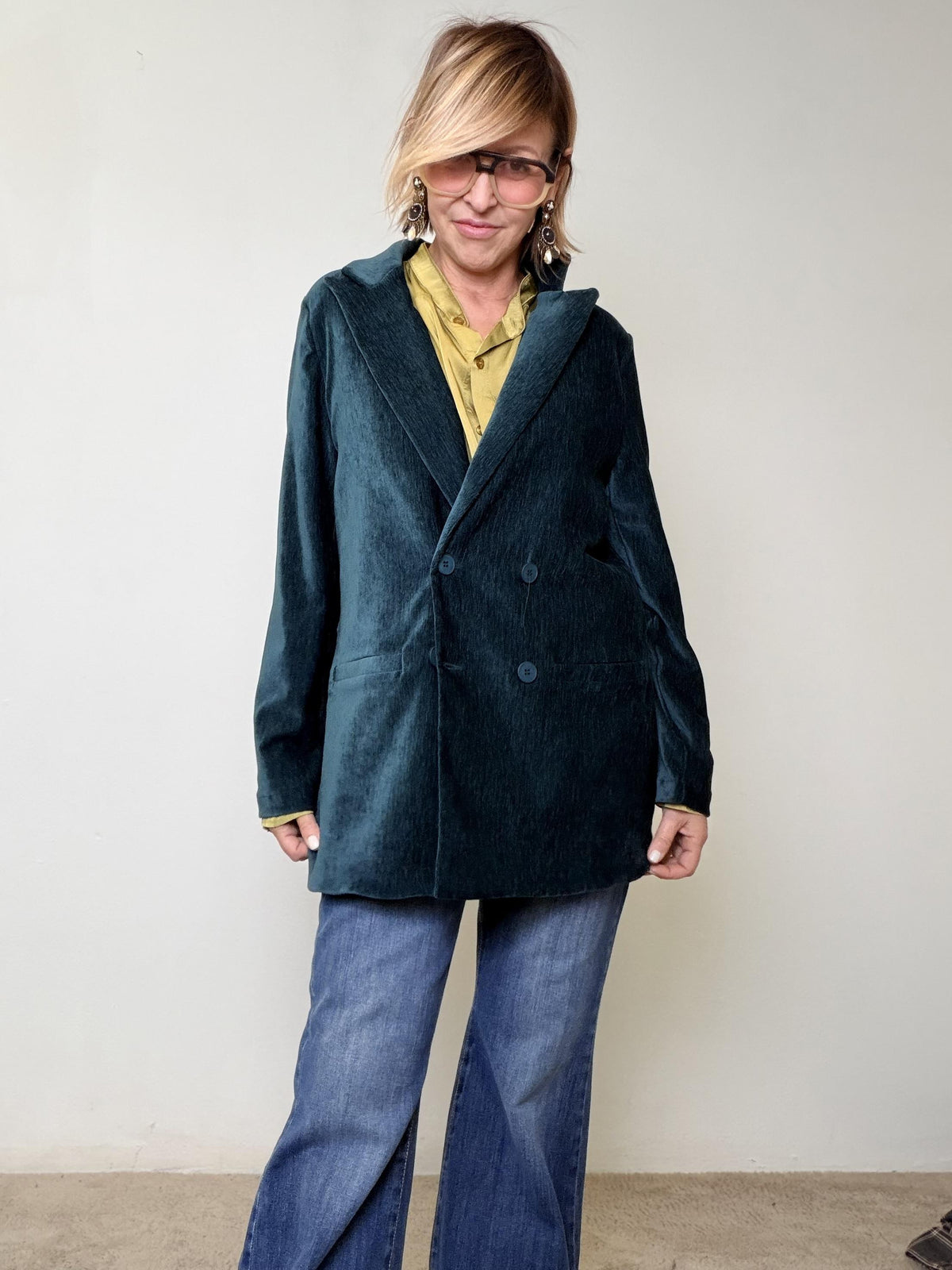 DEJA VU - Giacca Velvet Chic  la morbidezza elegante che veste sempre bene A25FL601/ OTTANIO DEJA VU 