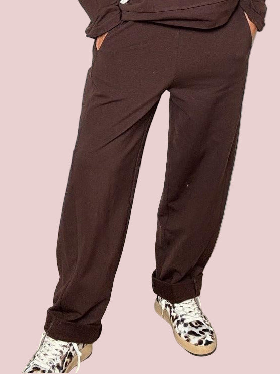 DEJA VU - Pantalone morbido a gamba larga  Comfort e stile a ogni passo moro A25RU211/ MORO DEJA VU 