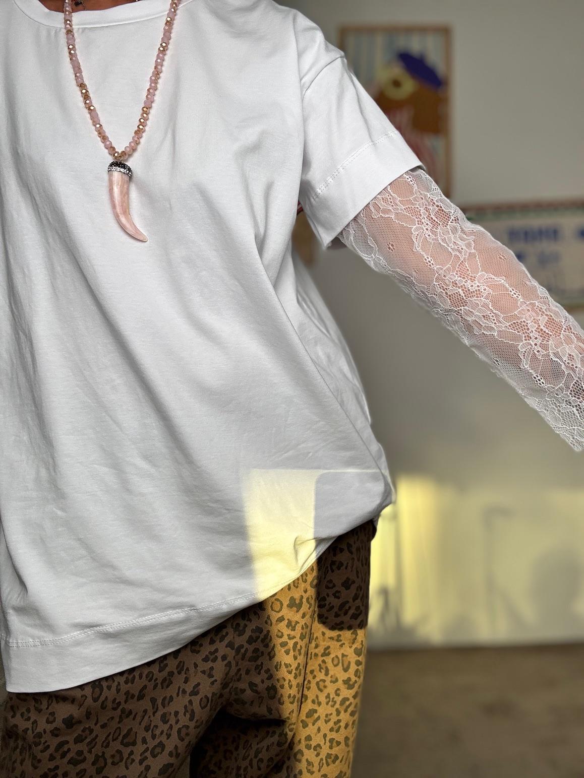 FEMALE - T-shirt con maniche in pizzo, casual e femminile N1693/ BIANCA FEMALE 