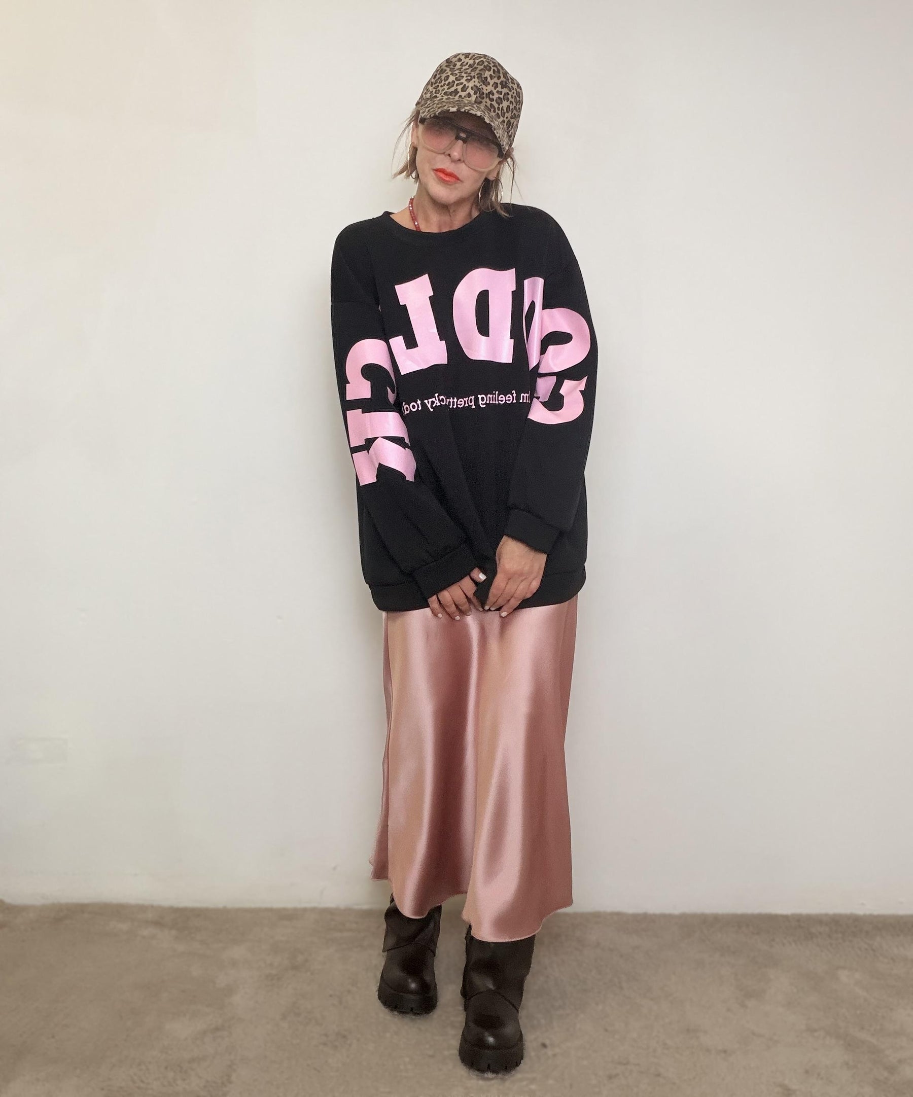 FEMALE - Felpa GOOD LUCK  Energia XXL tutto il giorno NERO KS-22659/ NERO FEMALE 