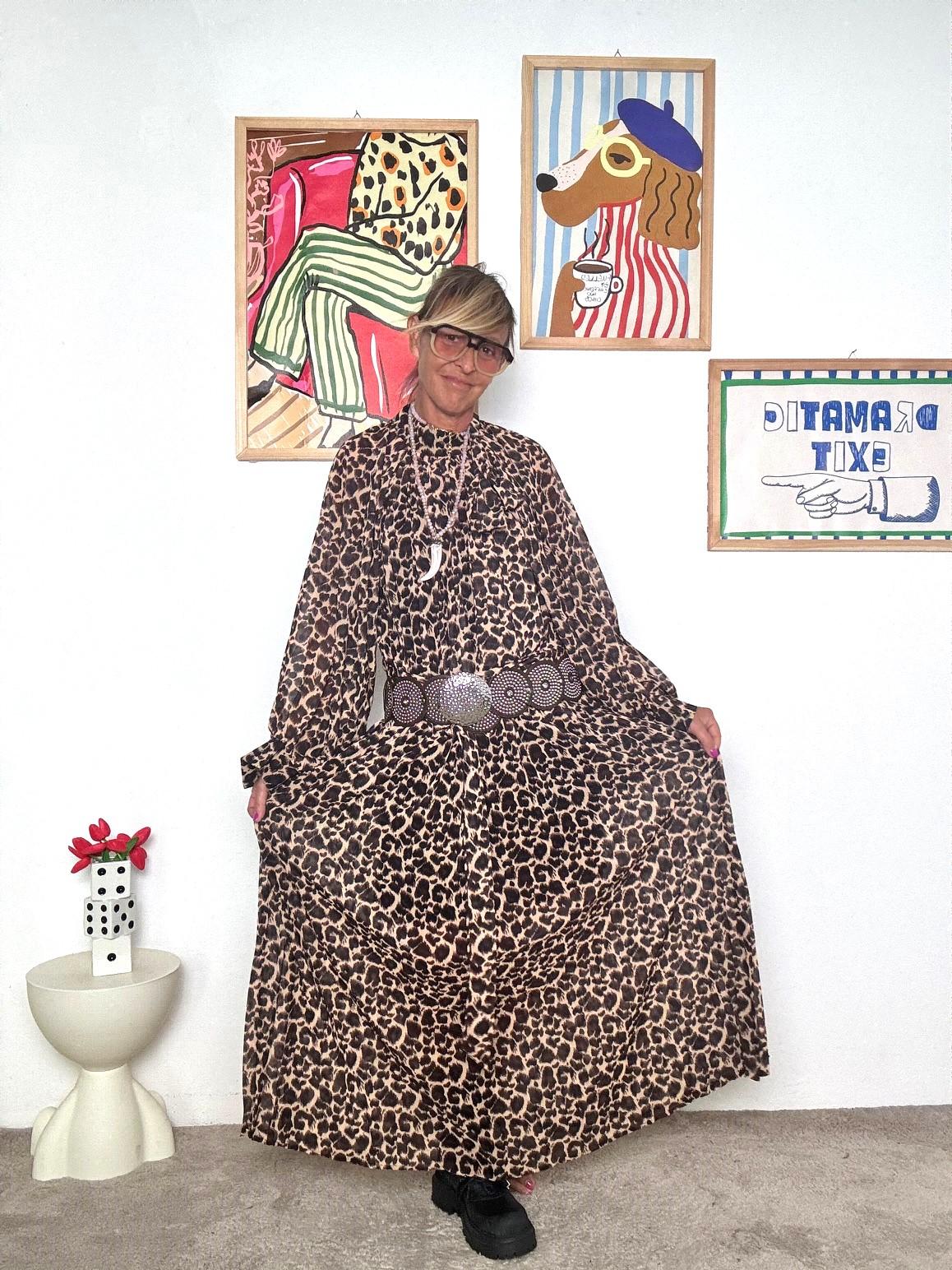 FEMALE - Abito lungo animalier: elegante, grintoso e super versatile A86027-1/ ANIMALIER FEMALE 