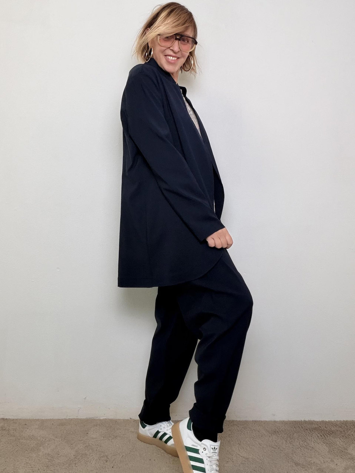 DEJA VU -  Giacca in bengalina  eleganza pratica e stile contemporaneo BLU A25UN605/ BLU DEJA VU 