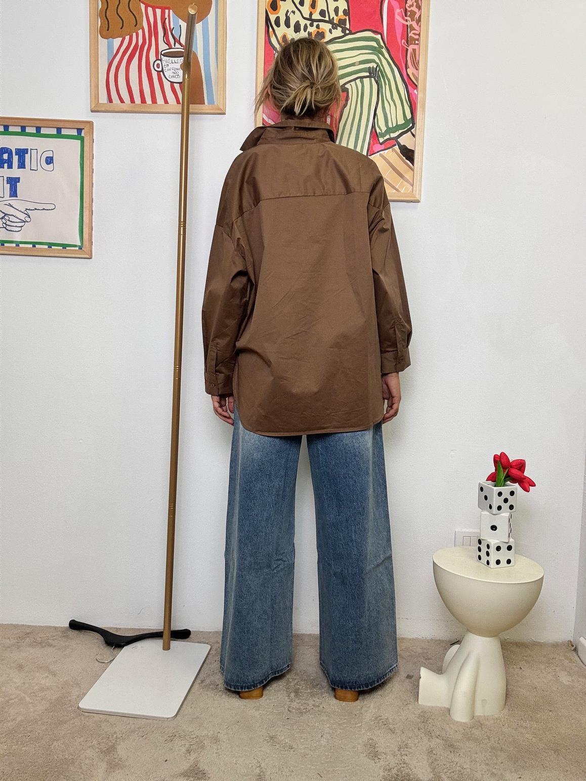 FEMALE - Camicia Over con Tasche  Il Classico che Cambia le Regole JE T'AIME moro WM2515/ MORO FEMALE 