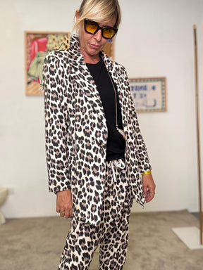 FEMALE - Giacca blazer leopardata  grintosa, trendy e super versatile A6907/ ANIMALIER FEMALE 
