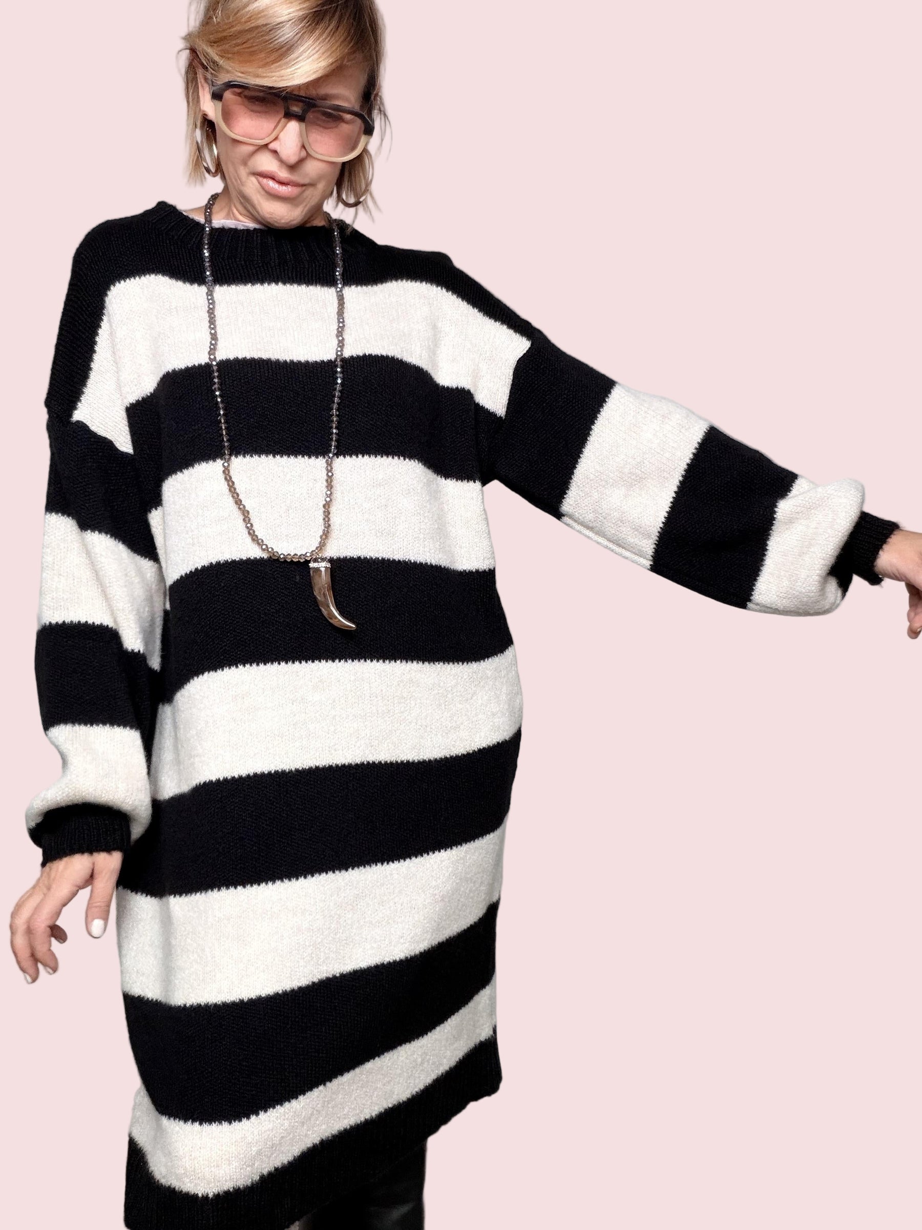 FEMALE - ABITO  MAXI STRIPE COZY NERIO 8111/ NERO FEMALE 