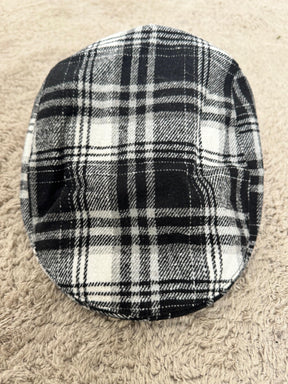 FEMALE - FEMALE - Coppola scozzese a quadri  stile retrò con carattere moderno CAPPELLO 3/ FANTASIA FEMALE 