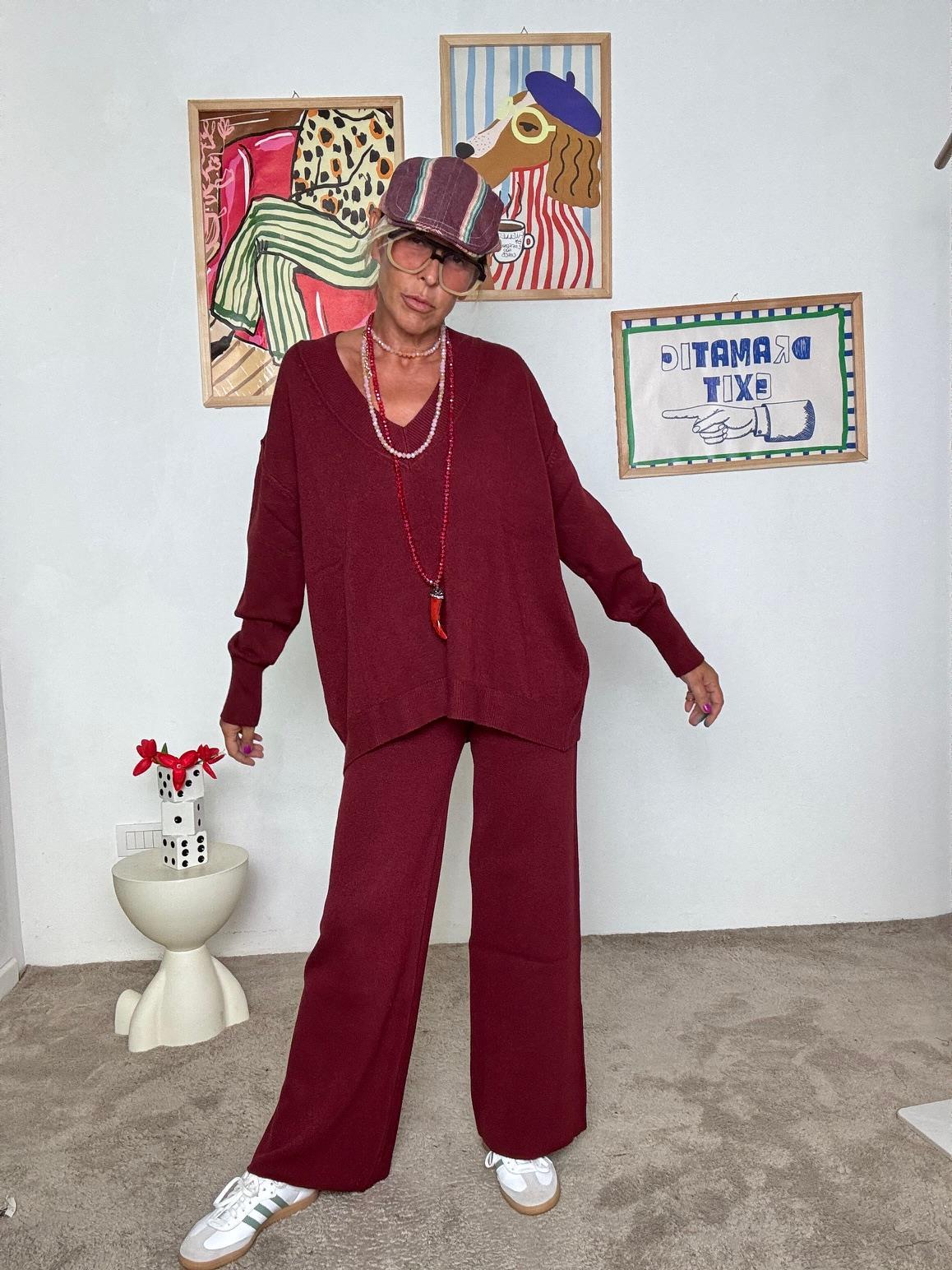 HAVE ONE - Completo in maglina  comfort elegante con un tocco sporty-chic vino HNC-P002B/ VINO HAVE ONE 