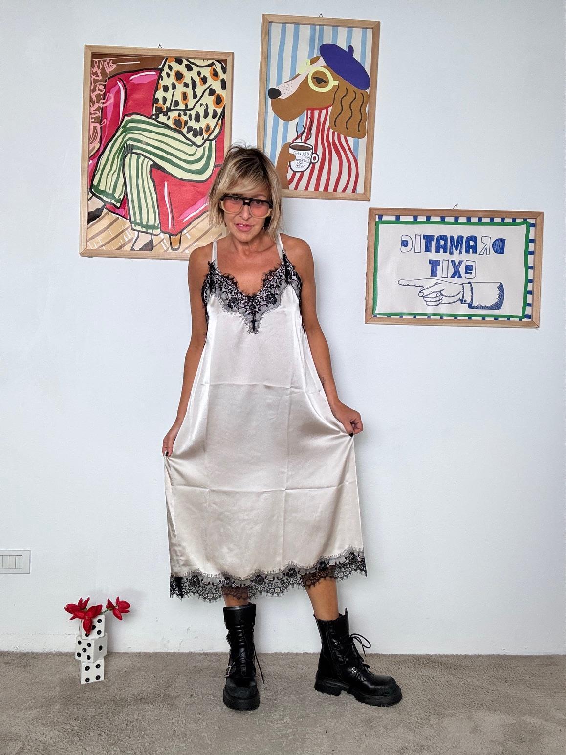 SUSY STAR - Abito Silky Mood beige STV056/ BEIGE SUSY STAR 