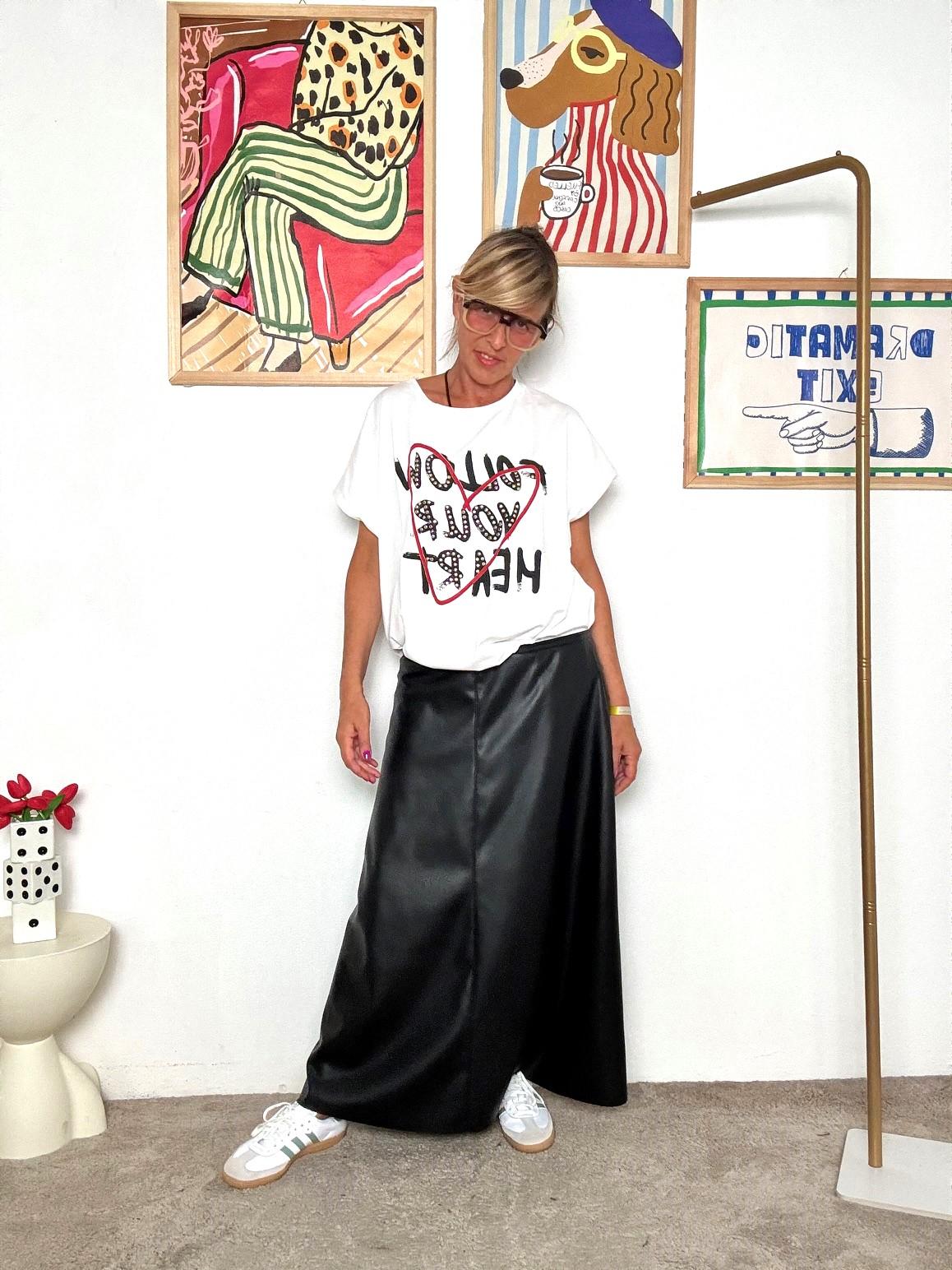 SUSY STAR - T-shirt bianca donna con stampa cuore  ironica, trendy e super versatile STM254/ BIANCO SUSY STAR 