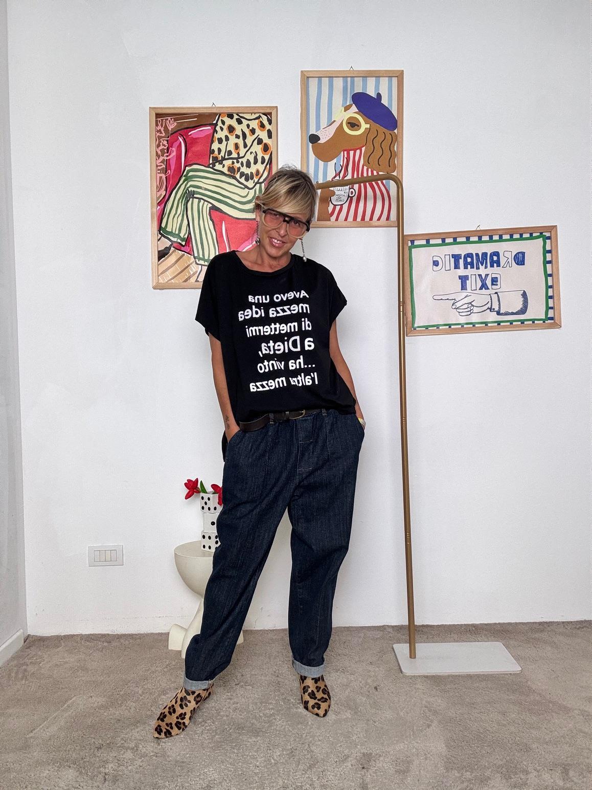 SUSY STAR - T-SHIRT DIETA NERA STM257/ NERO SUSY STAR 