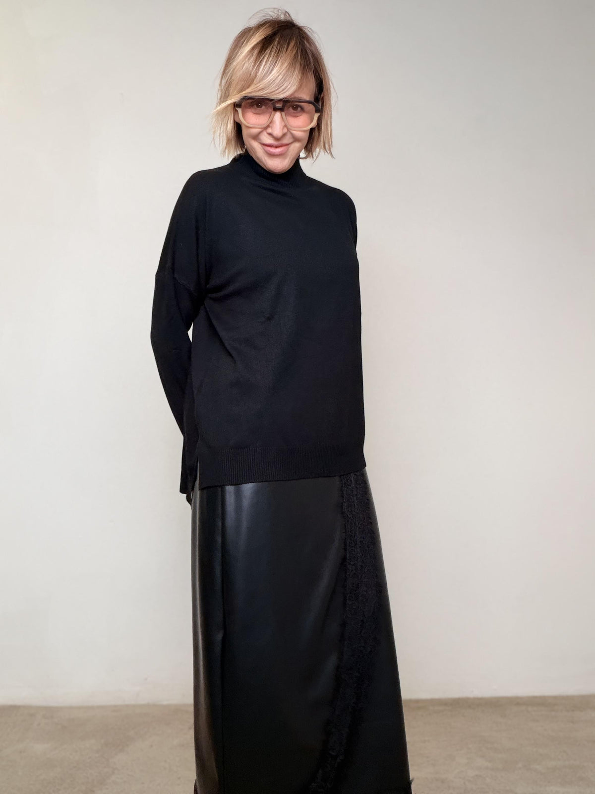 DEJA VU - MAGLIA COLLO IN PIEDI NERO A25IL406/ NERO DEJA VU 