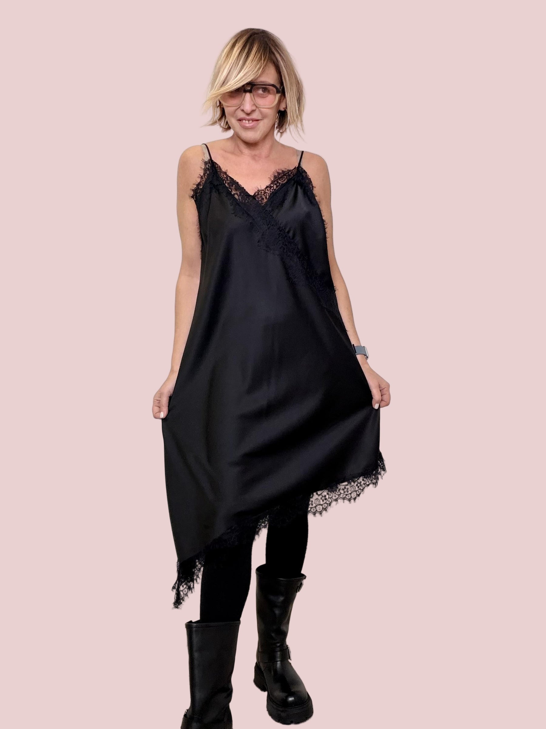 SUSY STAR - ABITO  IN RASO CON PIZZO  LINEA MORBIDA, SENSUALITÀ DISCRETA STA11835/ NERO SUSY STAR 