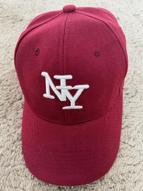 FEMALE - Cappellino NY  Spirito urban con stile intramontabile CAPPELLO NY/ VINO FEMALE 