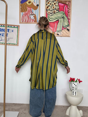 FEMALE - Camicia Oversize a Righe  Stile Urban con un Tocco Creativo LIME 19095YRZS-1/ LIME FEMALE 