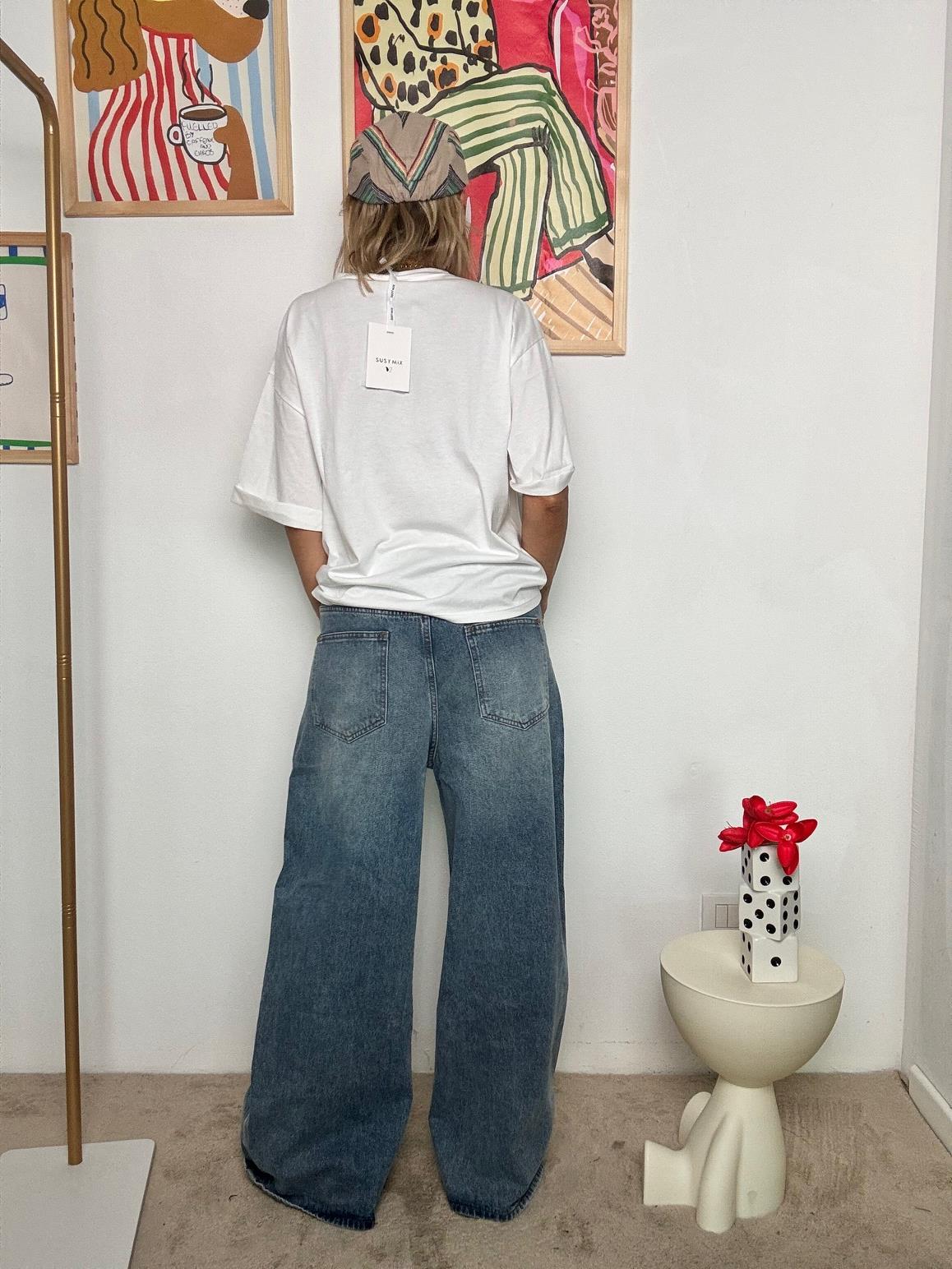 FEMALE - Jeans wide leg  Ampi, comodi e pieni di personalità WY130/ JEANS FEMALE 