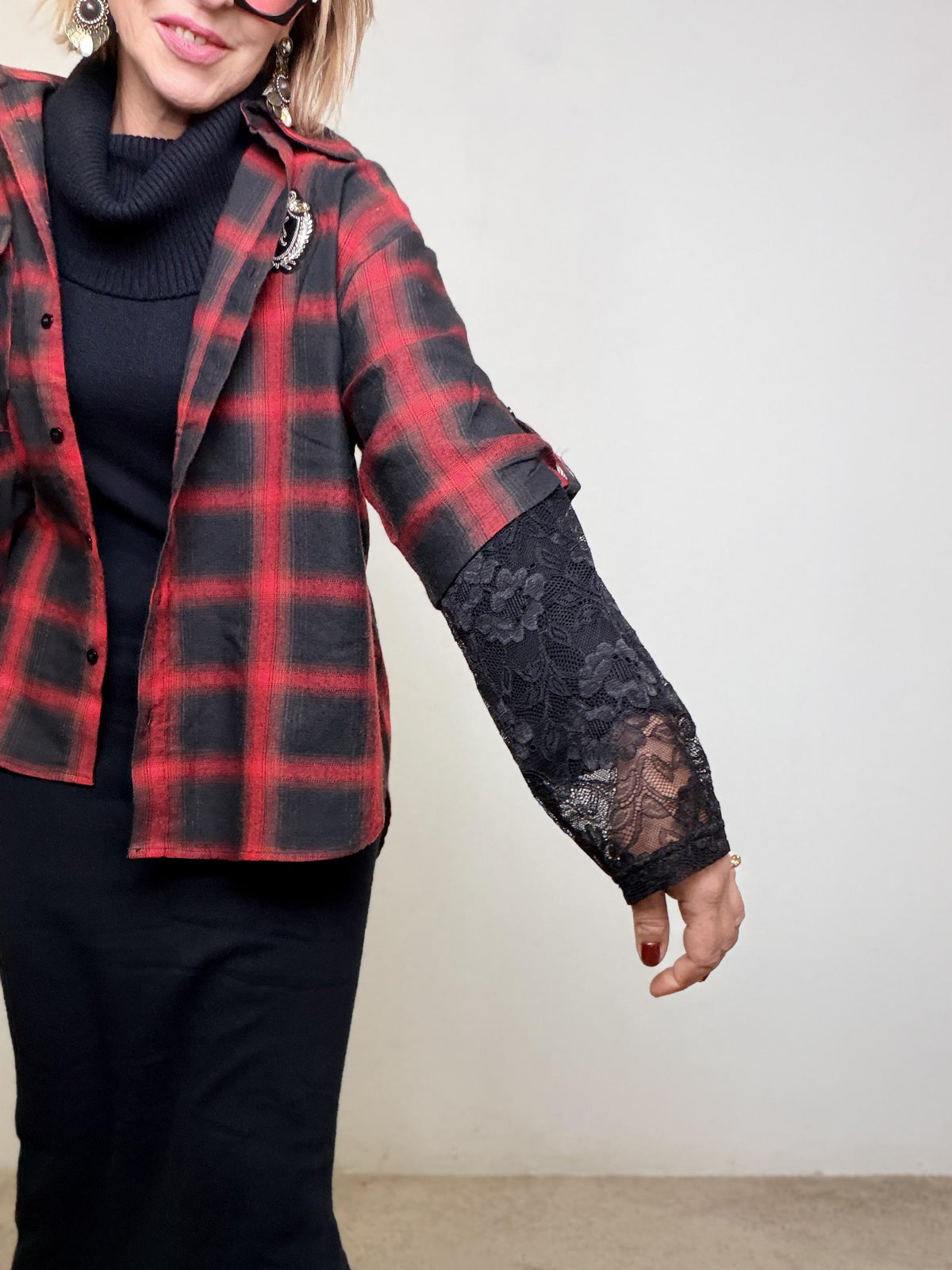 Camicia a Quadri con Dettagli in Pizzo M33073/ ROSSO FEMALE 