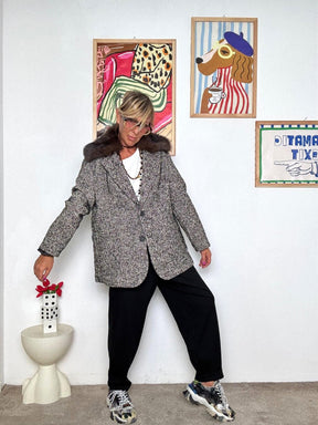 SUSY STAR -Giacca spigata con collo in pelliccia removibile: eleganza e versatilità STS515144/ NERO SUSY STAR 