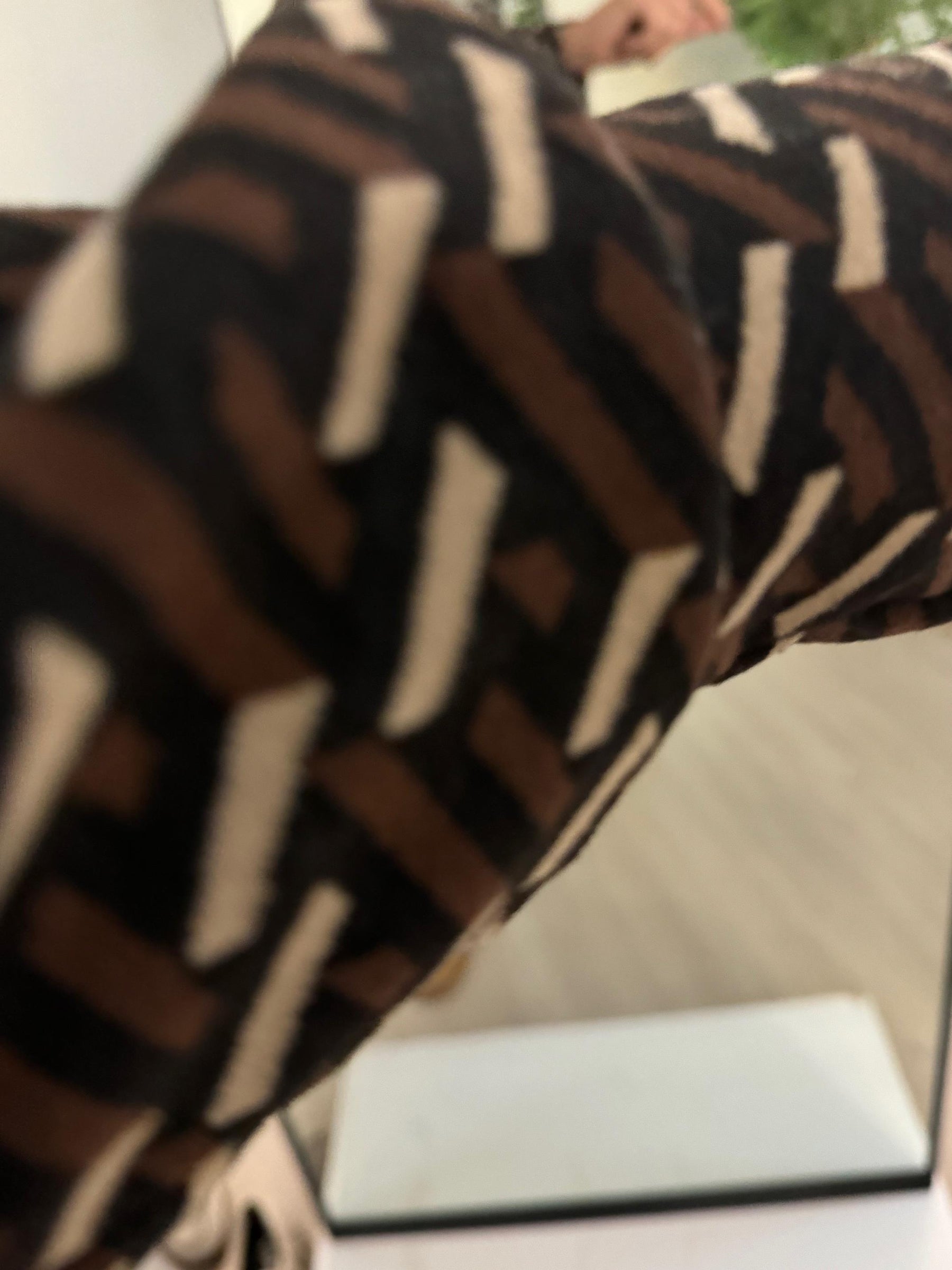 FEMALE - FELPA FANTASIA GEOMETRICA - NERO/MARRONE A2582/ FANTASIA FEMALE 