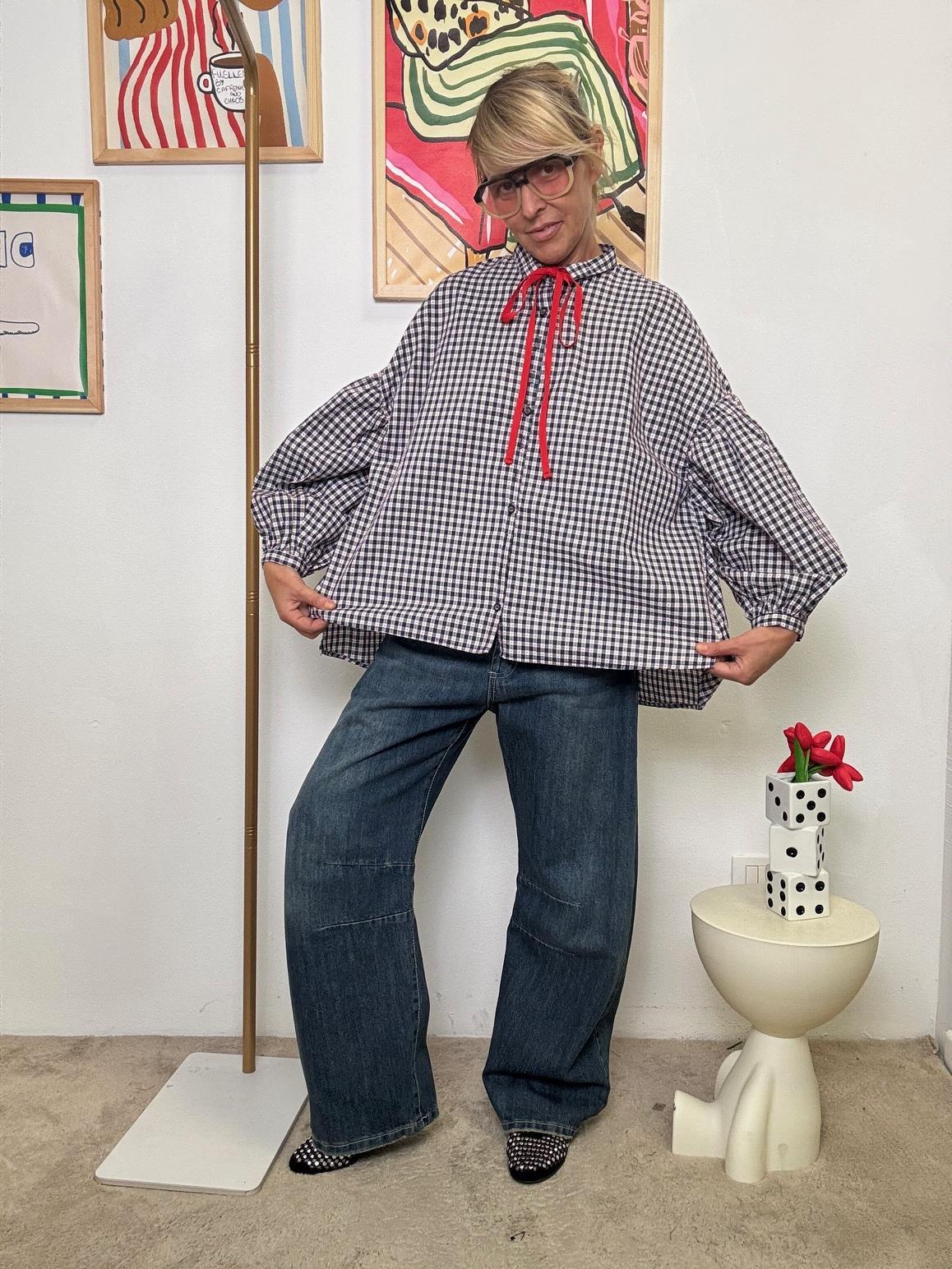 FEMALE - Camicia Bistrot Poetico  Il quadretto che ti cambia la giornata BLU WM2518/ BLU FEMALE 