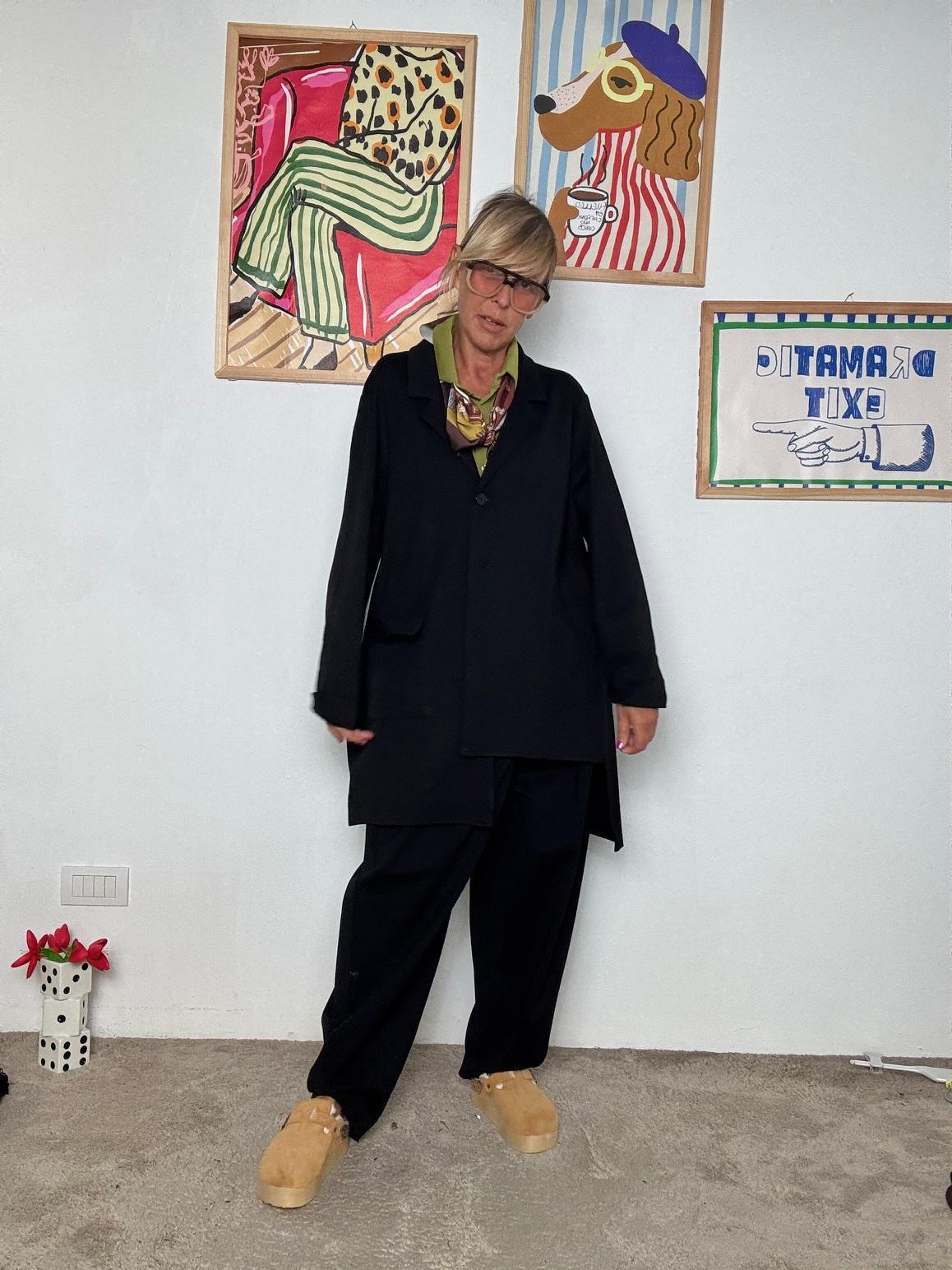 FEMALE . Giacca Asimmetrica Over BS1897NRLMB/ NERO FEMALE 