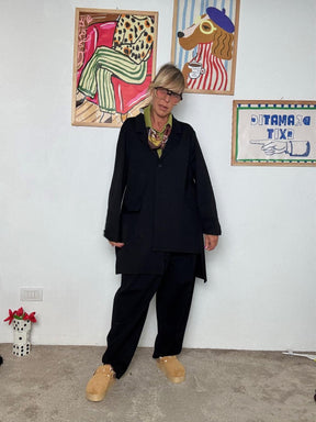 FEMALE . Giacca Asimmetrica Over BS1897NRLMB/ NERO FEMALE 