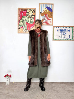 SUSY STAR - Gilet lungo in ecopelliccia: caldo, glamour e super versatile MORO STS7289/ MORO SUSY STAR 