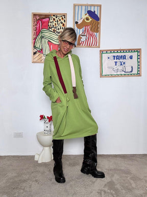 FEMALE - Abito felpa con cappuccio  comfy style e carattere urban verde A7200-F4/ VERDE FEMALE 
