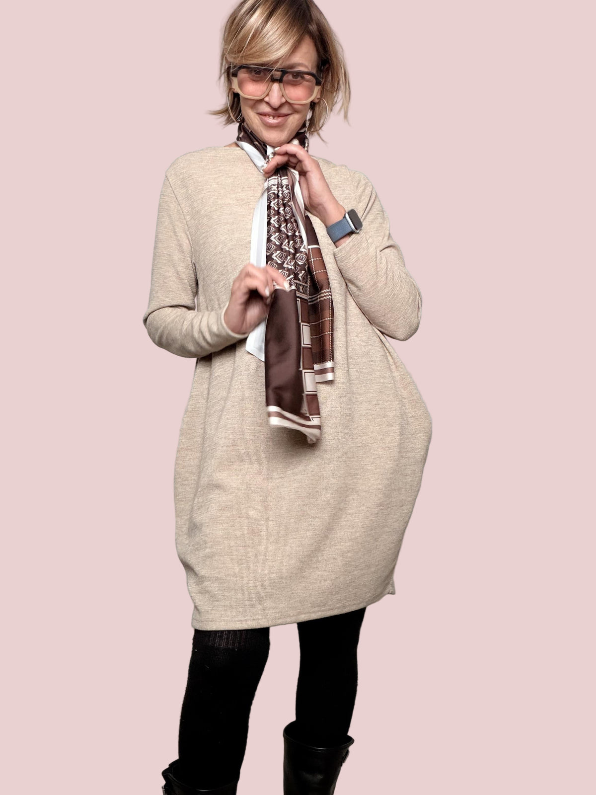 FEMALE - ABITO CON FOULARD  ELEGANZA EASY DAL TOCCO PARIGINO 15081-1/ FANGO FEMALE 