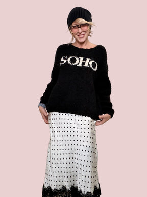 FEMALE - MAGLIA SOHO IN FILATO MORBIDO  URBAN CHIC A PROVA DI FREDDO NERA 9620/ NERO FEMALE 