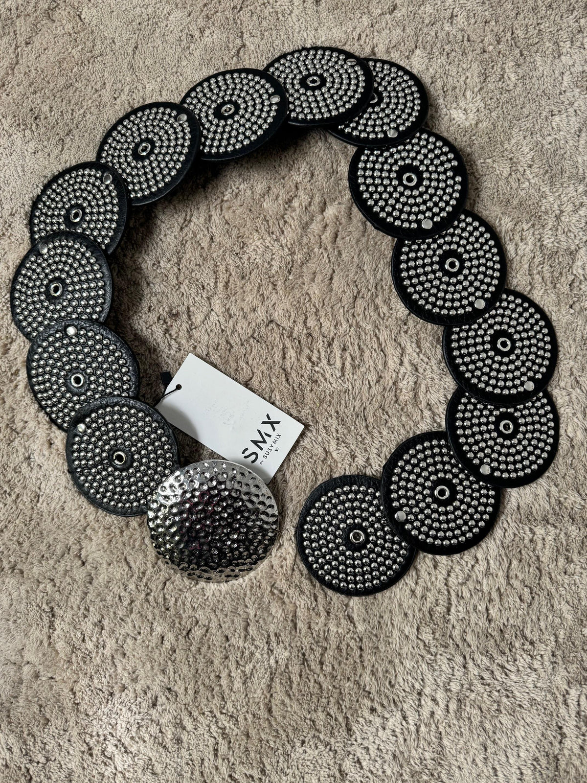 SUSY MIX - Cintura in ecopelle con dischi decorati e maxi fibbia metallica NERO CT1110/ NERO SUSY MIX 