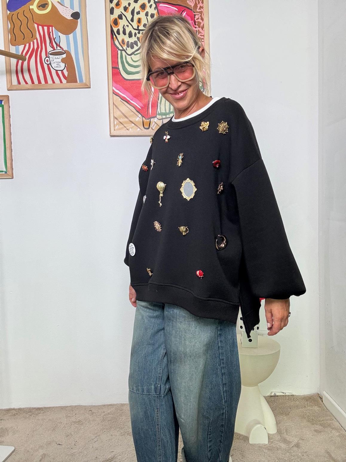 SOUVENIR - Felpa Pin Parade  Un piccolo museo da indossare F38X0144/ NERO SOUVENIR 