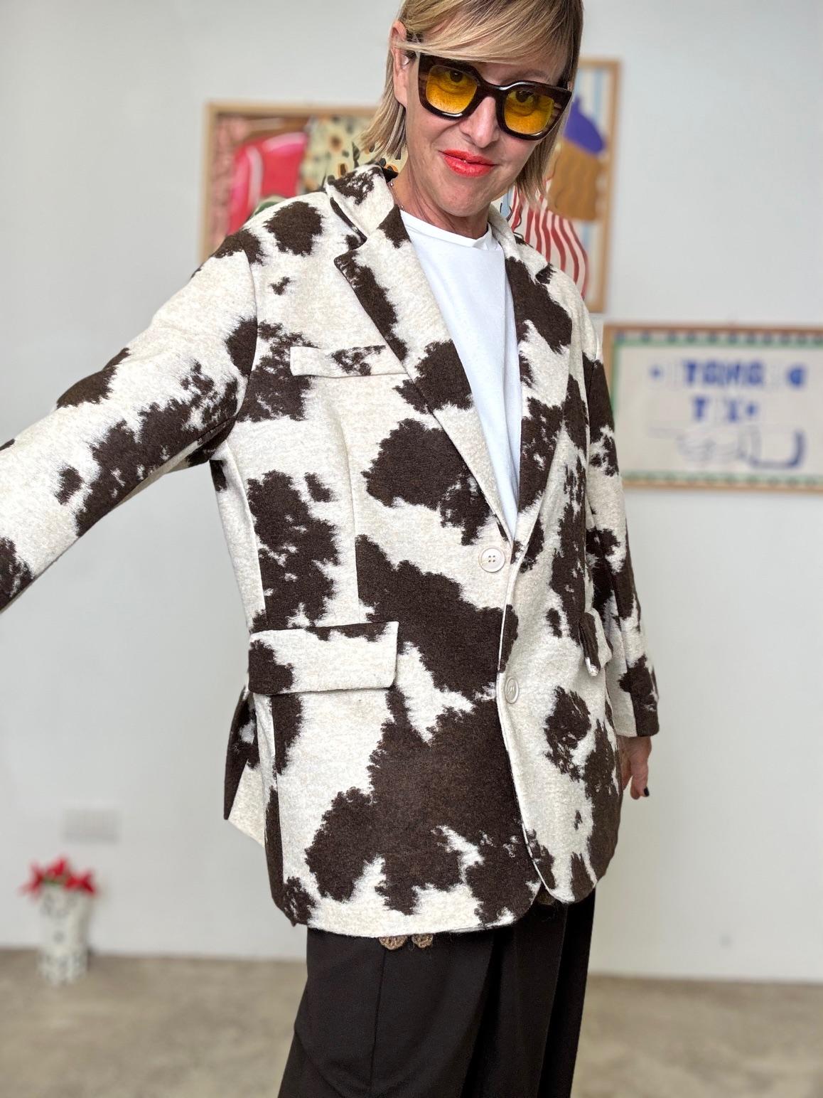 DEJA VU - Giacca maculata effetto pelliccia  Stile audace e morbide vibrazioni A25LU619/ MUCCA DEJA VU 