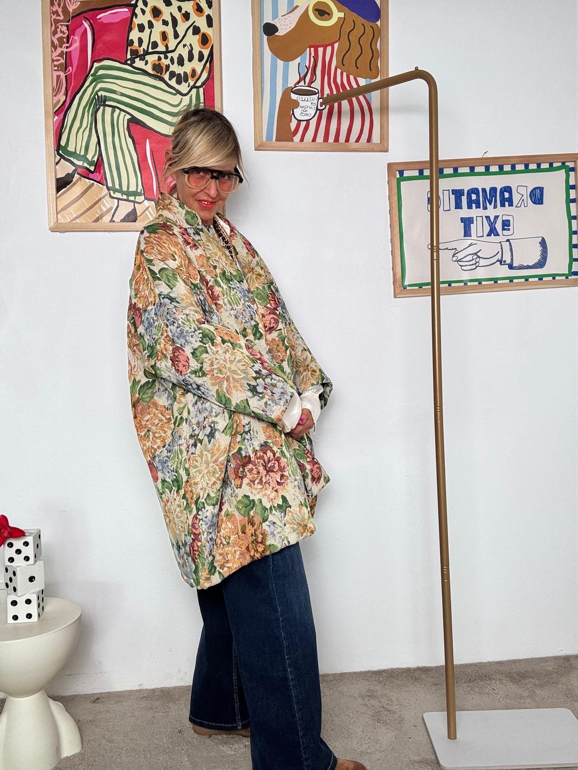 SUSY STAR - Giacca over floreale  Stile vintage chic ST82027OFE/ FANTASIA SUSY STAR 