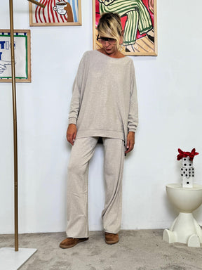 SUSY STAR - Maglia Oversize in Maglia Lurex  Soft & Sparkly BEIGE<BR/><BR/>Brilla con discrezione. ST22047LX/ BEIGE SUSY STAR 