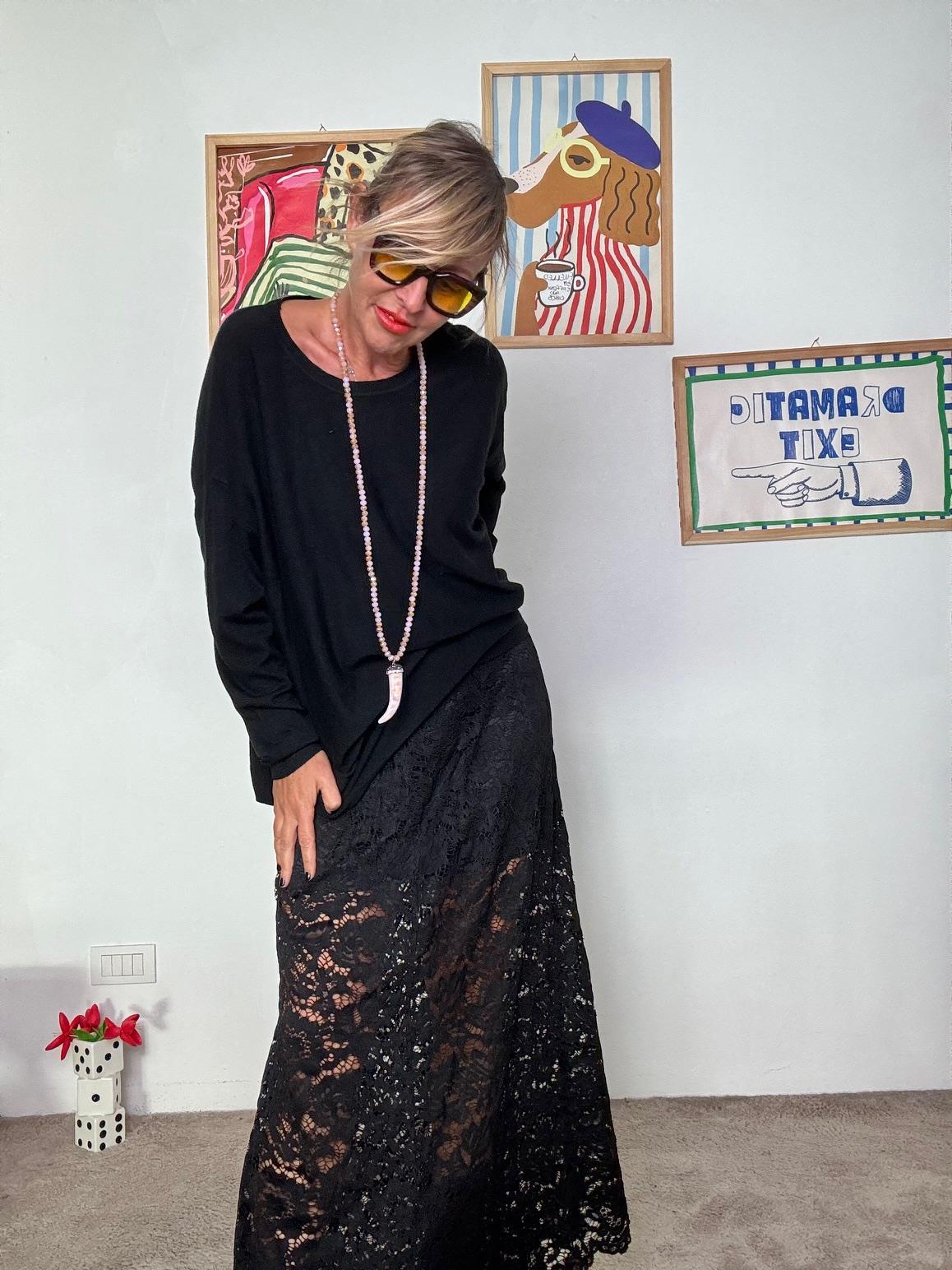 FEMALE - Maglia morbida con stile casual-chic NERO ZM190008/ NERO FEMALE 