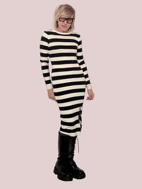 Abito a Righe Bicolor  Essenziale ma con Carattere 8121/ PANNA/NERO FEMALE 