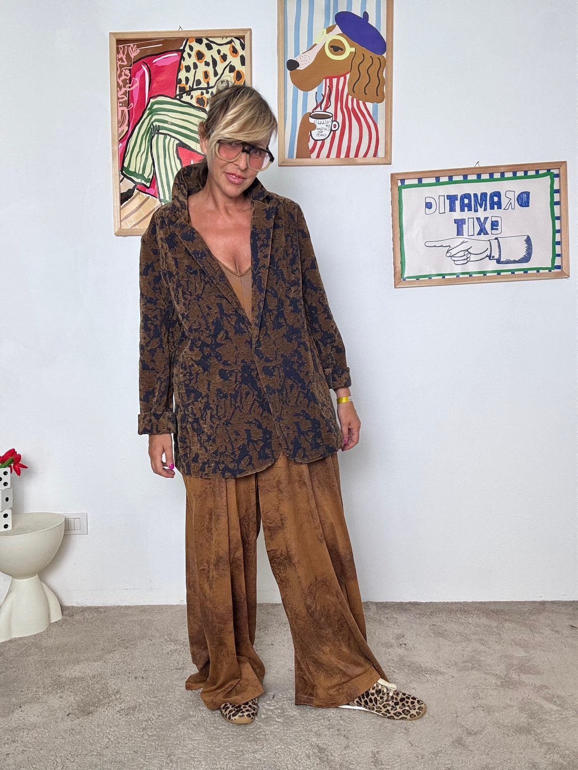 SUSY STAR - Giacca donna jacquard marrone  elegante, originale e senza tempo ST8047OLOK/ DENIM SUSY STAR 