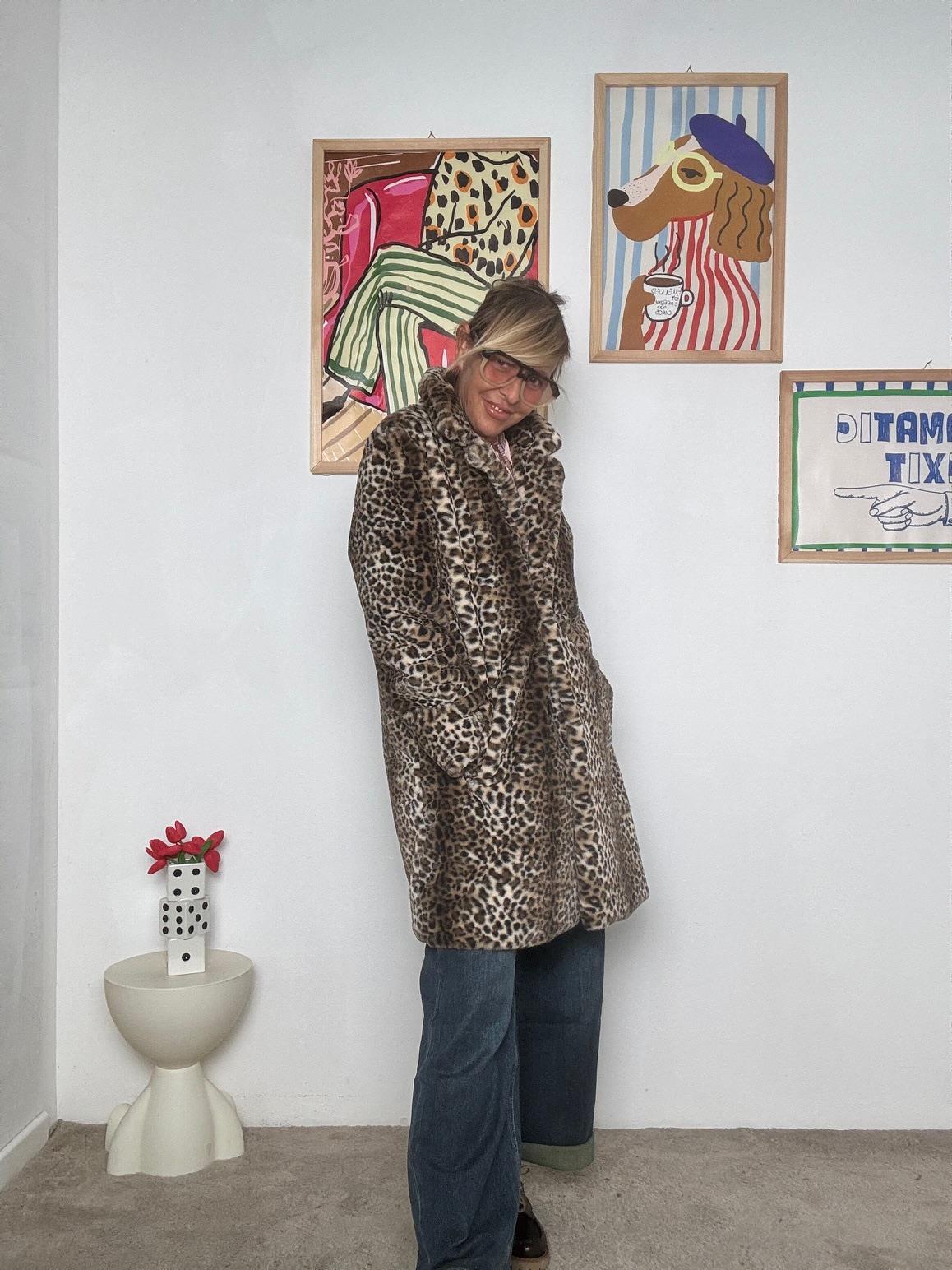 FEMALE - Pellicciotto animalier: morbido, grintoso e super glam 63697/ ANIMALIER\ FEMALE 