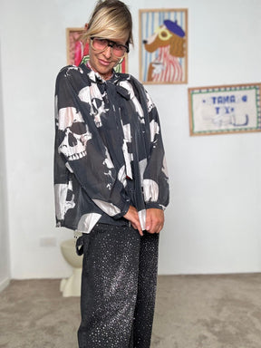 SUSY STRA - Camicia oversize donna con stampa teschi  originale, rock e super trendy STS7292/ TESCHIO SUSY STAR 
