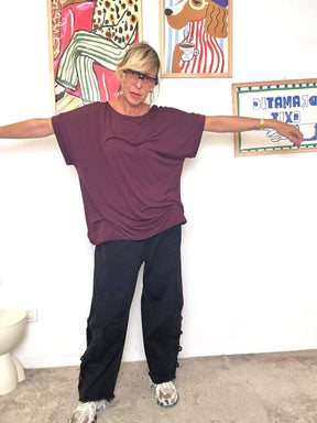 DEJA VU - Maglia oversize bordeaux  stile minimal comodo e versatile A24BU406/ BORDEAUX DEJA VU 