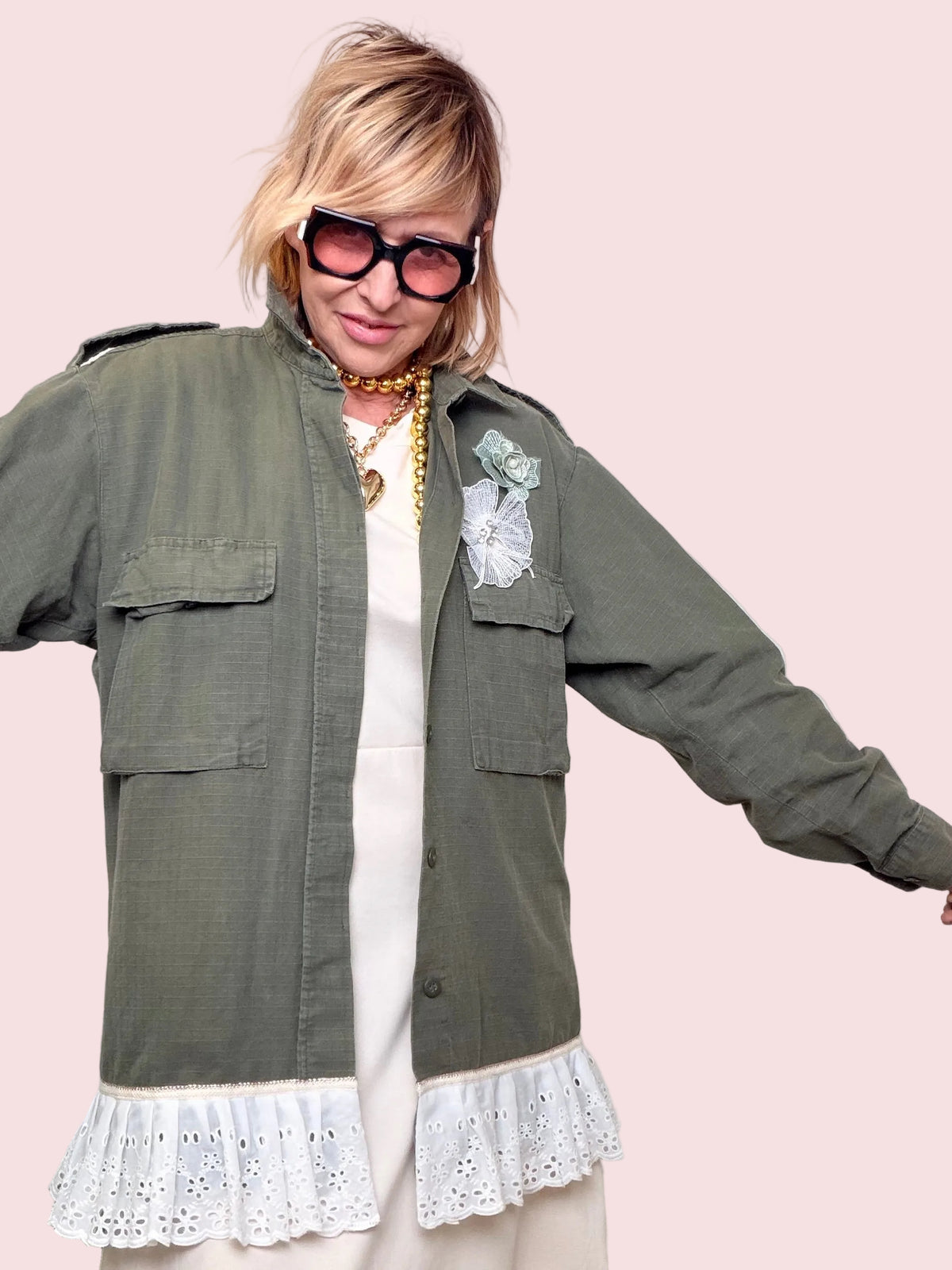 Giacca Militare Vintage con Stampe Artistiche