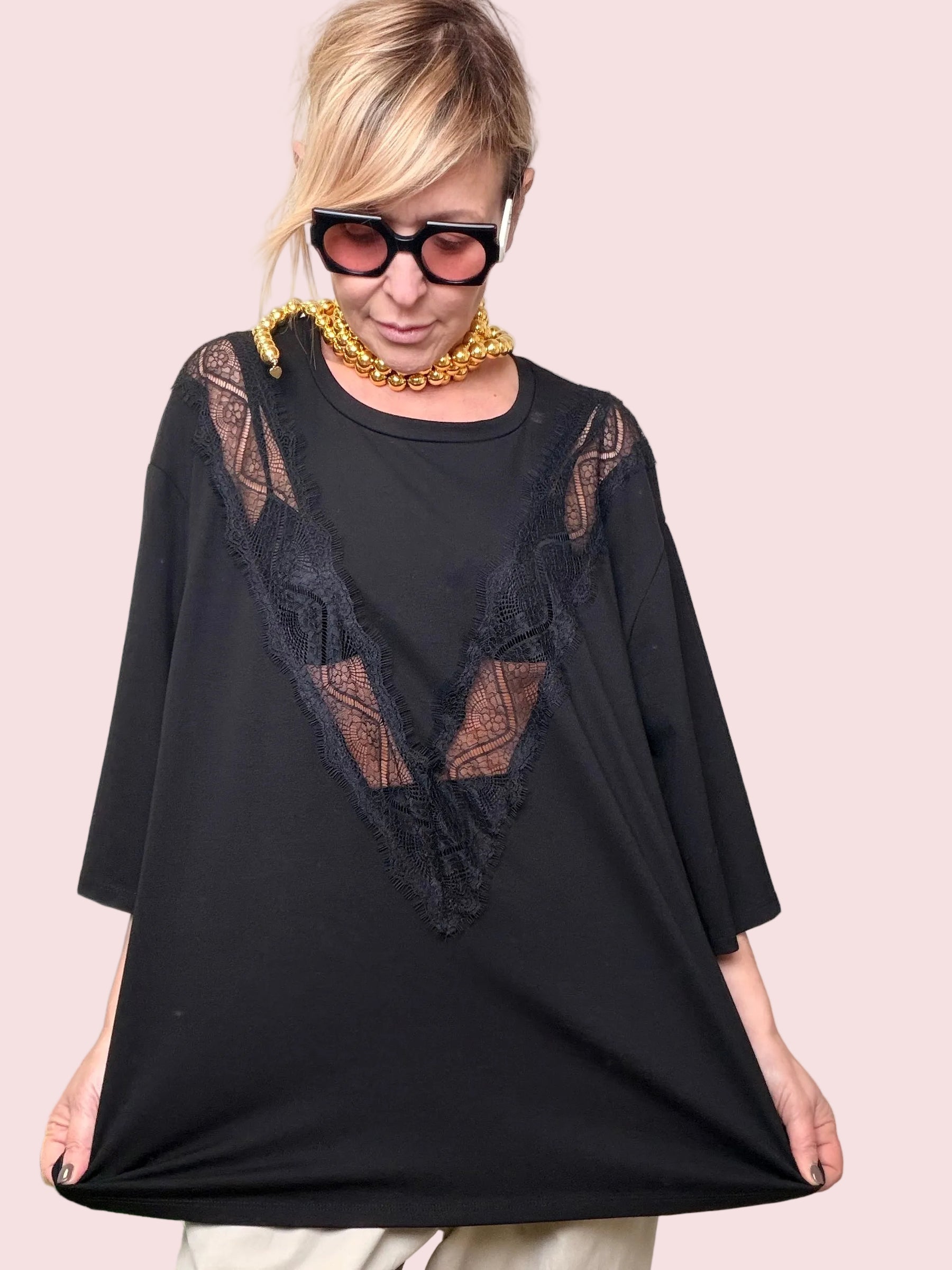 Maglia Oversize con Inserto in Pizzo a V