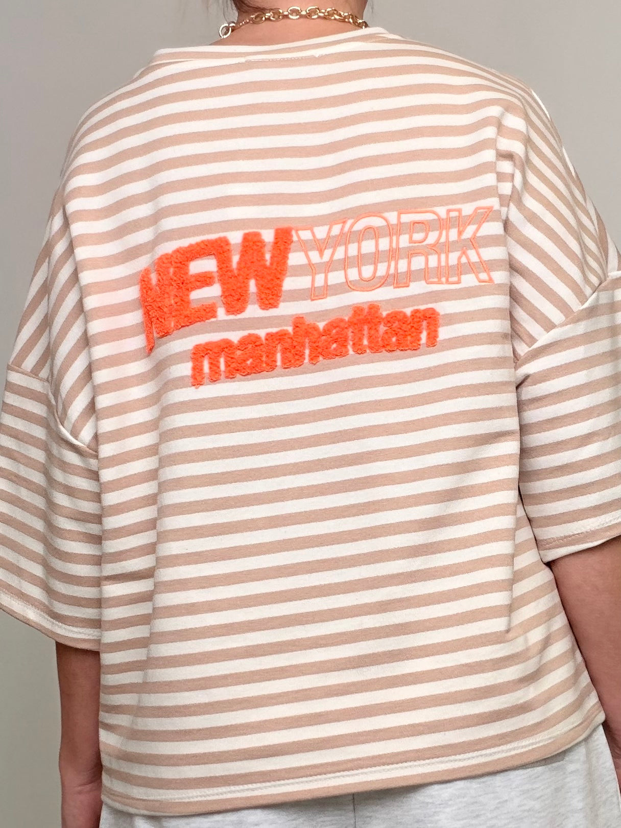 Felpa Oversize a Righe con Stampa "NEW YORK manhattan"